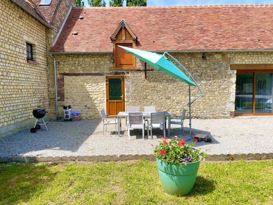 Maison De Campagne Paisible La Mesniere エクステリア 写真